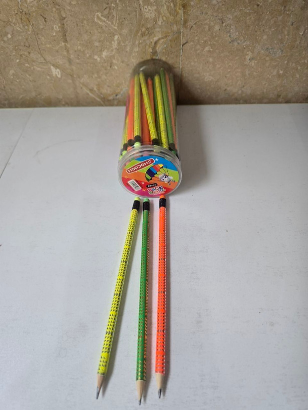مداد سیاه پاکن دار قوطی( چینی) هر کارتن(60قوطی 48عددی)2880عدد (چوبی)